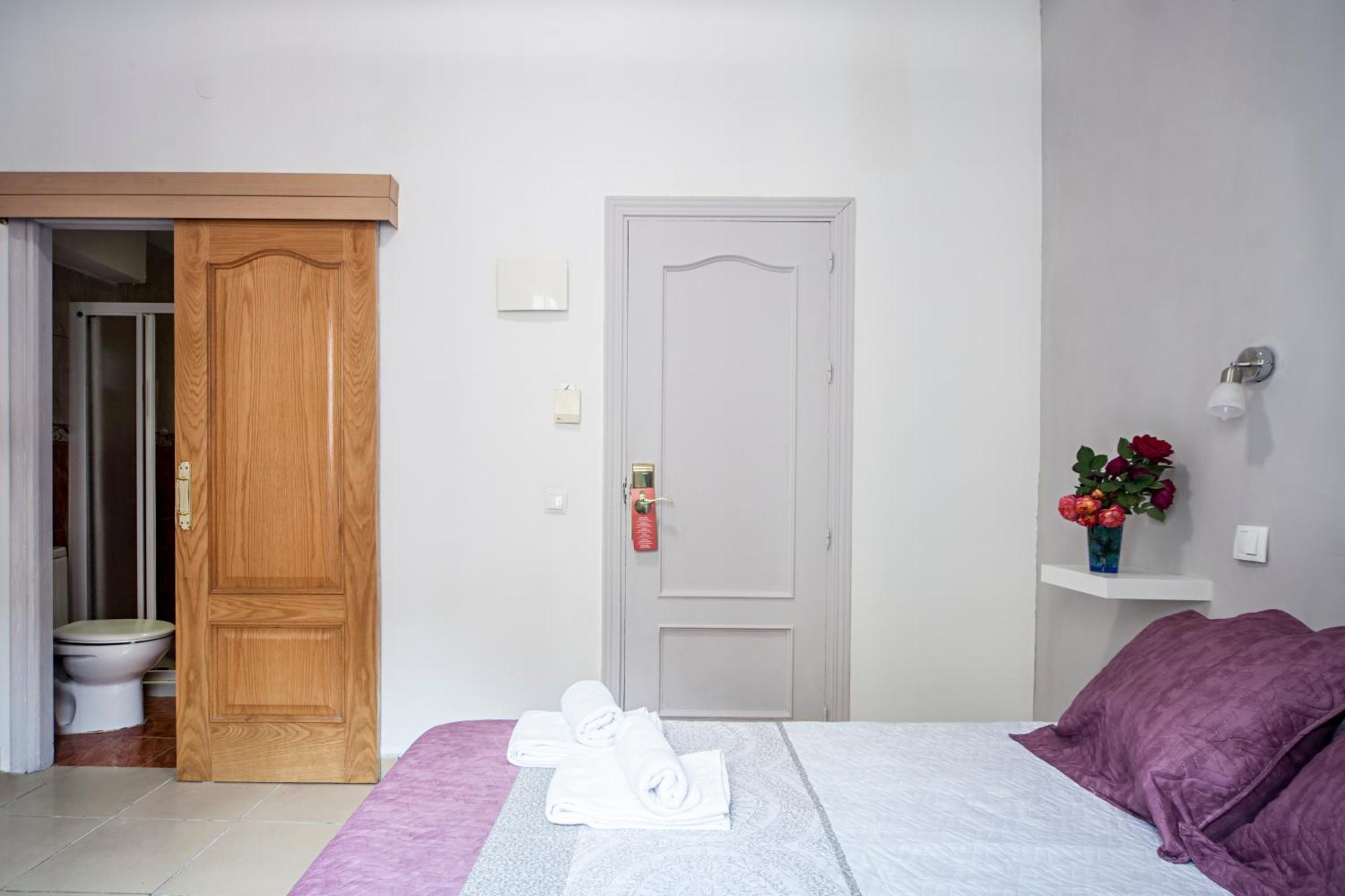 Hostal Inter Plaza Mayor Auto Check In, Madrid